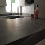 Encimera para cocina en material porcelánico Neolith Albacete | Trabajos realizados Mármoles Artísticos Simón