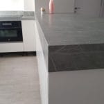 Encimera para cocina en material porcelánico Neolith Albacete | Trabajos realizados Mármoles Artísticos Simón