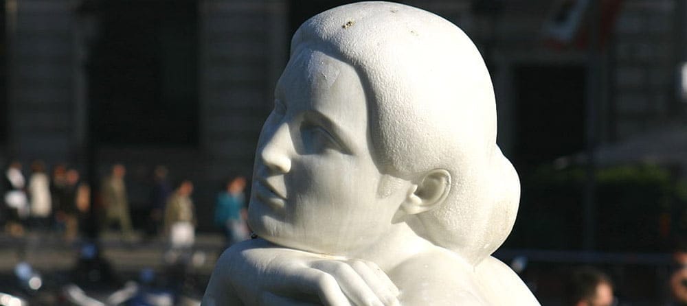 La diosa. Mármol Blanco