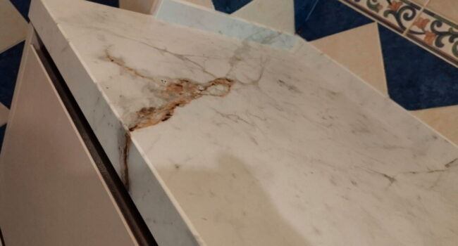 Mármol pulido y apomazado