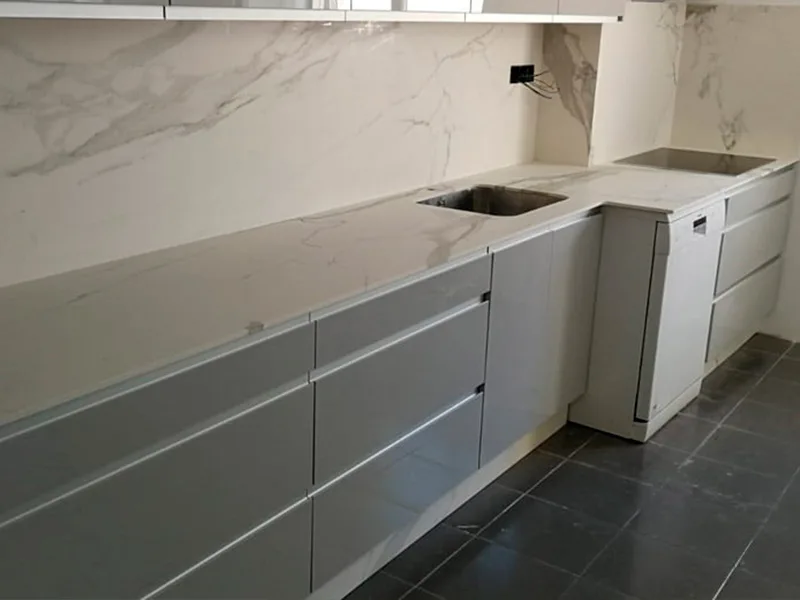 Encimeras para cocinas en Albacete - Mármoles artísticos en Albacete